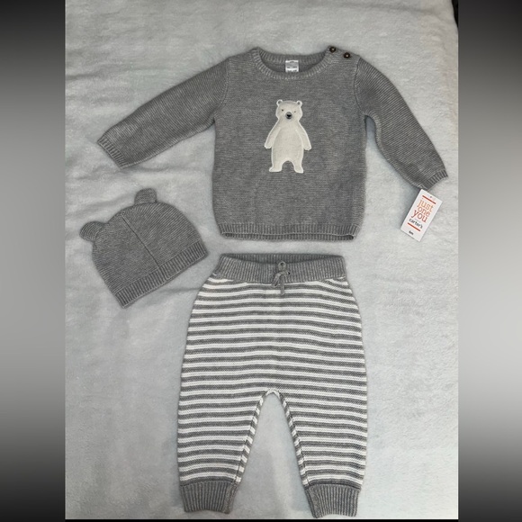 Carter's Other - New Carter's Unisex Gray Bear Knit Set Size 6M